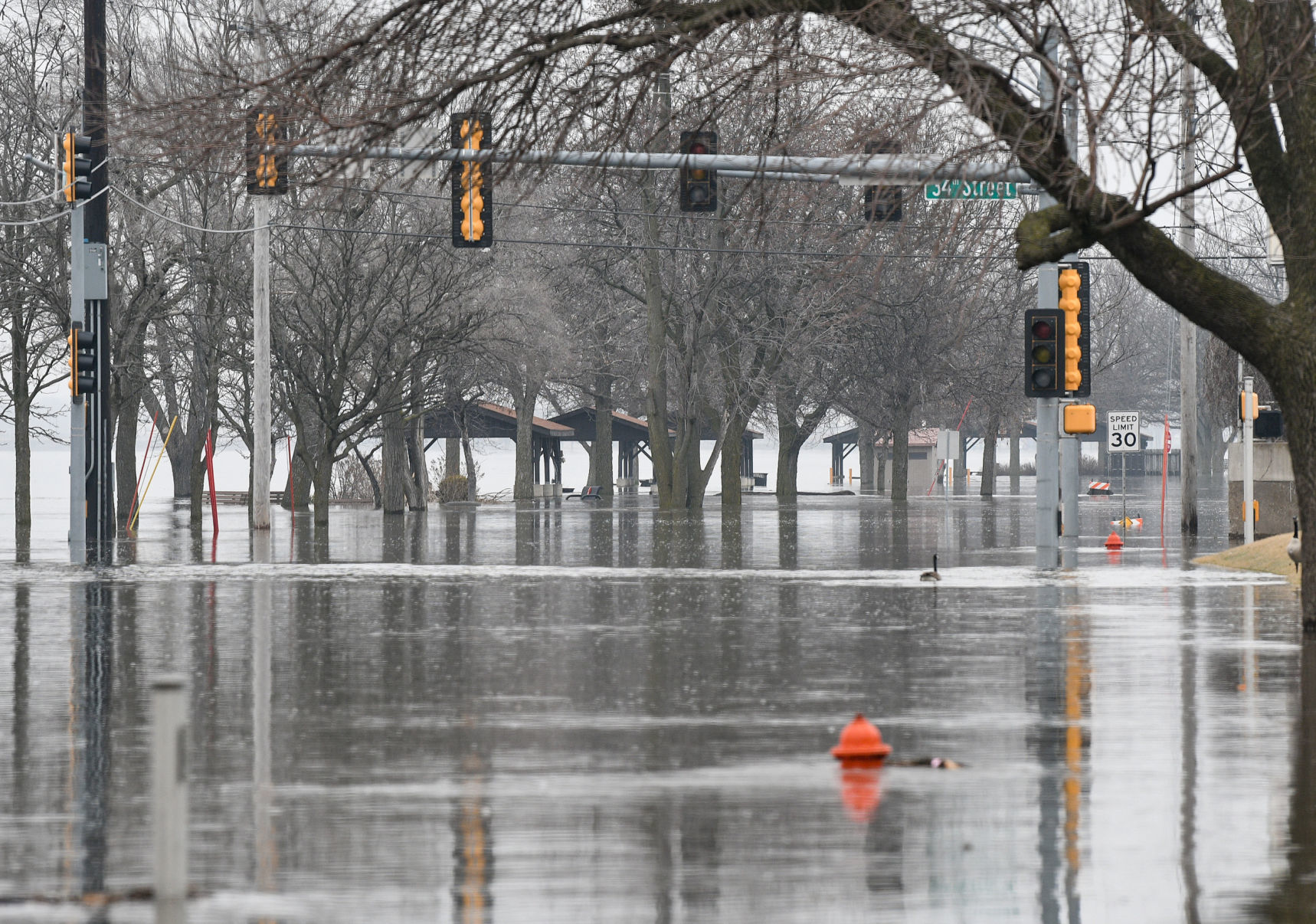 River Drive flooding in Moline